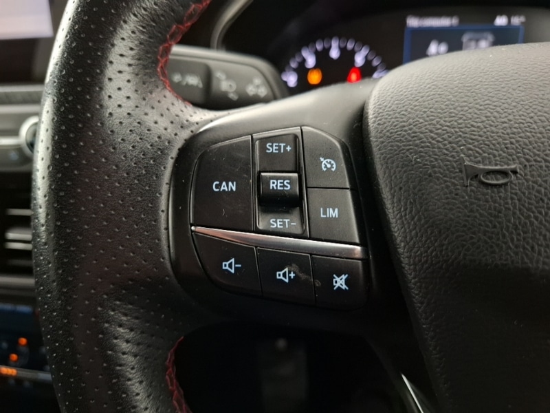 Used Ford Focus 2018 for sale - 76498264: Photo 14