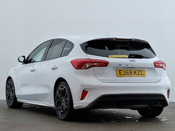 Used Ford Focus 2018 for sale - 76498264: Photo