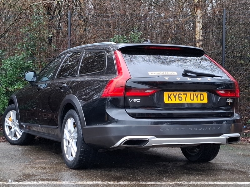 Used Volvo V90 2017 for sale - 77648649: Photo 3