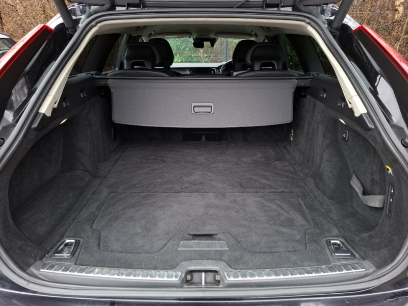 Used Volvo V90 2017 for sale - 77648649: Photo 8