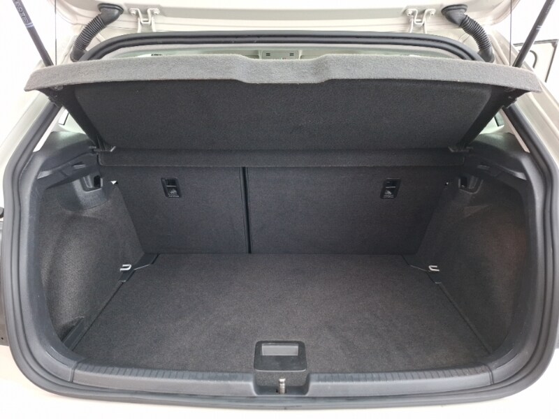 Used Volkswagen Polo 2023 for sale - 77299500: Photo 8