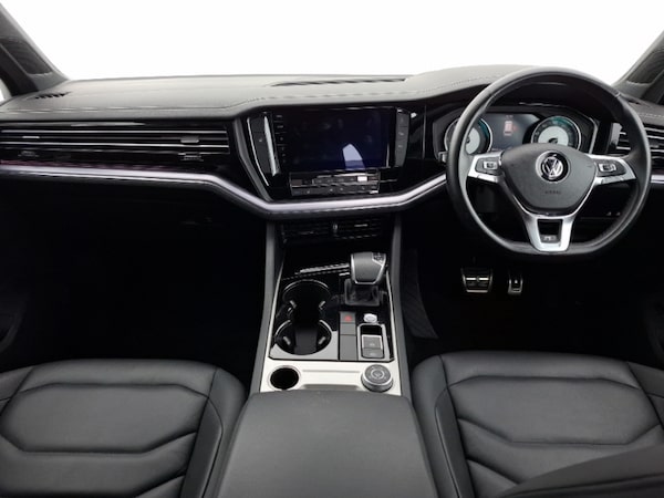 Used Volkswagen Touareg 2019 for sale - 76281942: Photo 2