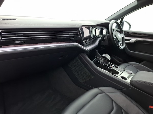 Used Volkswagen Touareg 2019 for sale - 76281942: Photo 5