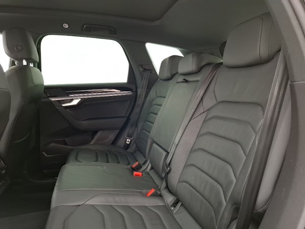 Used Volkswagen Touareg 2019 for sale - 76281942: Photo 6