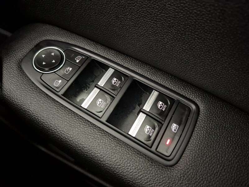 Used Renault Captur 2023 for sale - 77338131: Photo 18