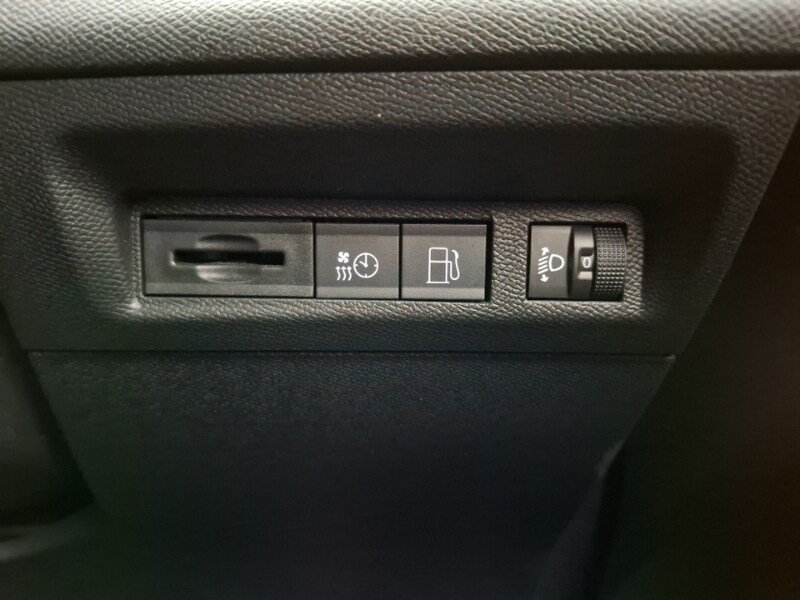 Used Peugeot 408 2023 for sale - 77716907: Photo 19