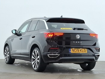 Used Volkswagen T-Roc 2019 for sale - 78837720: Photo