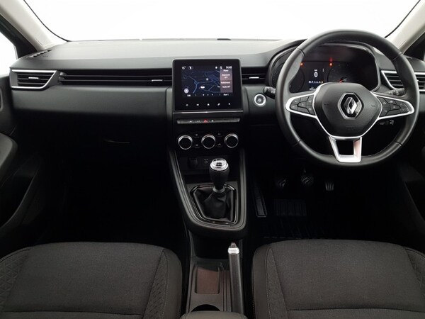 Used Renault Clio 2022 for sale - 76275588: Photo 2