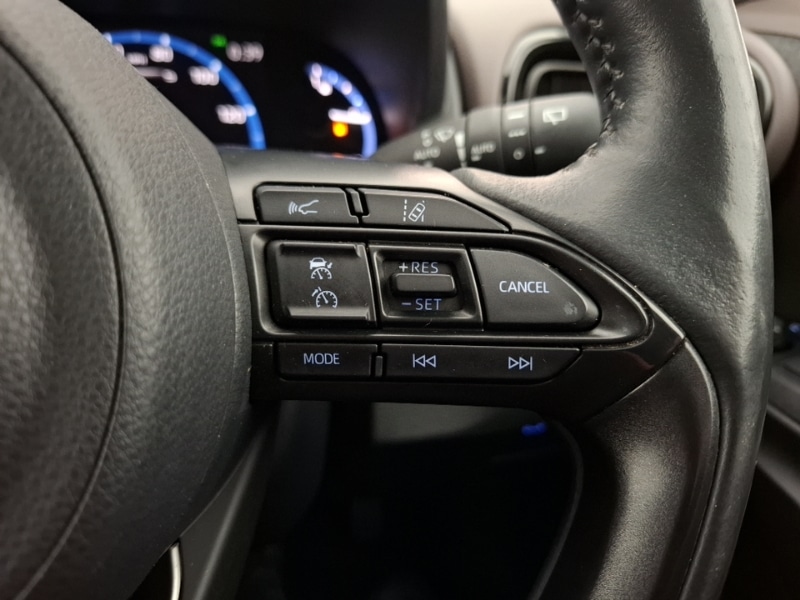 Used Toyota Yaris Cross 2022 for sale - 77522476: Photo 15