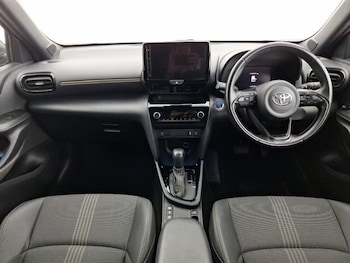 Used Toyota Yaris Cross 2022 for sale - 75652284: Photo