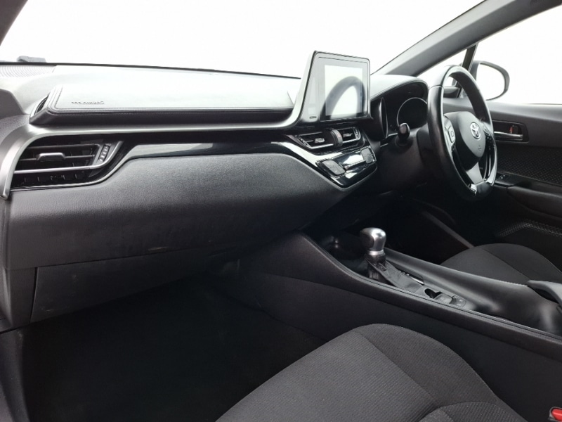 Used Toyota C-HR 2017 for sale - 77767293: Photo 5