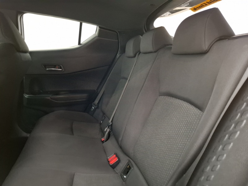 Used Toyota C-HR 2017 for sale - 77767293: Photo 6