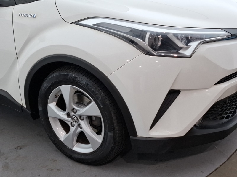 Used Toyota C-HR 2017 for sale - 77767293: Photo 9