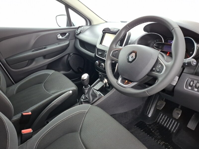 Used Renault Clio 2018 for sale - 77366479: Photo 12