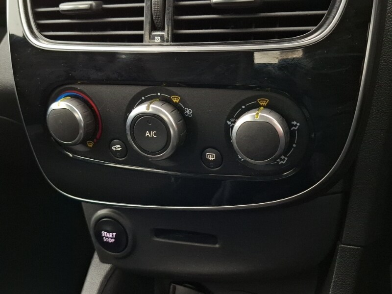 Used Renault Clio 2018 for sale - 77366479: Photo 16