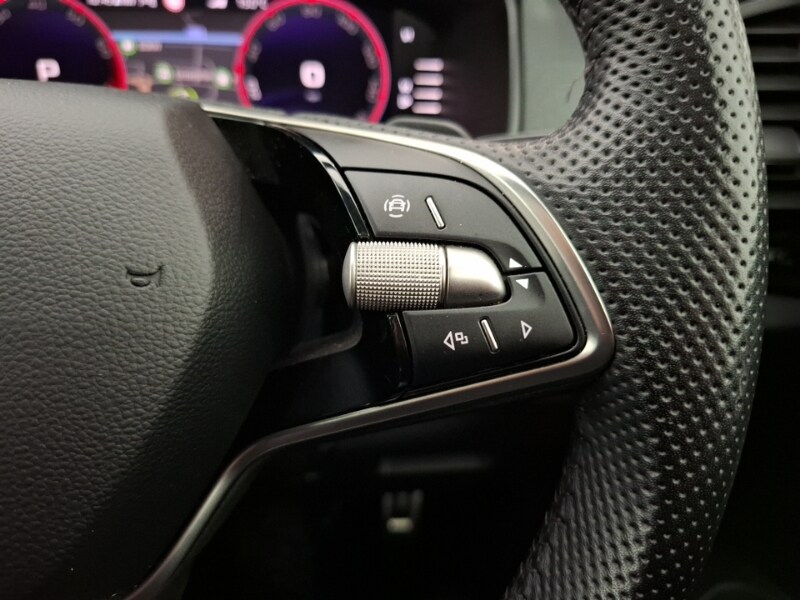 Used Skoda Karoq 2024 for sale - 77651862: Photo 15