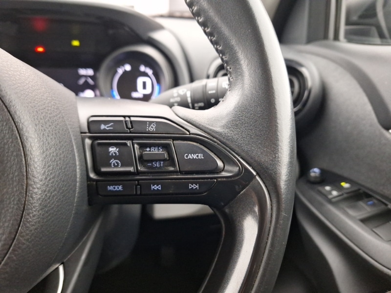 Used Toyota Yaris Cross 2022 for sale - 76459729: Photo 13