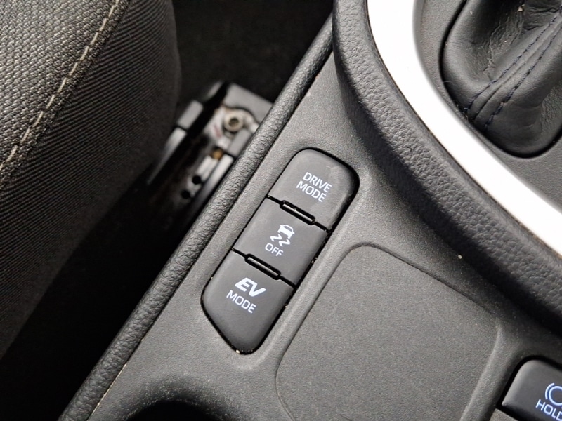 Used Toyota Yaris Cross 2022 for sale - 76459729: Photo 18