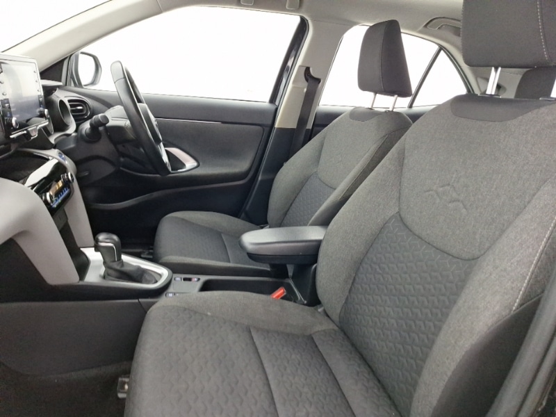 Used Toyota Yaris Cross 2022 for sale - 76459729: Photo 5