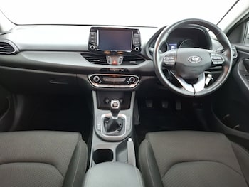 Used Hyundai i30 2017 for sale - 78213963: Photo