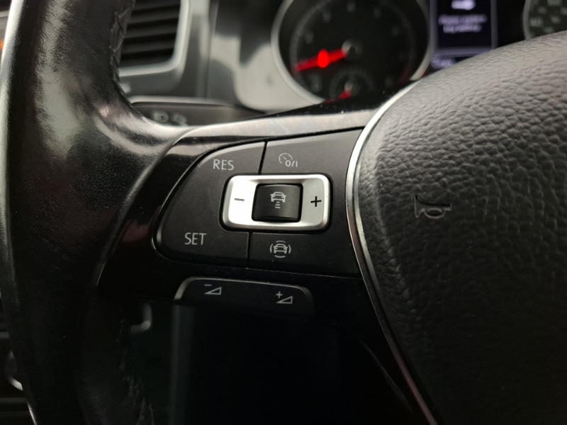 Used Volkswagen Golf 2019 for sale - 77536490: Photo 14