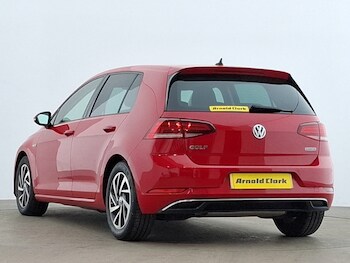 Used Volkswagen Golf 2019 for sale - 77536490: Photo