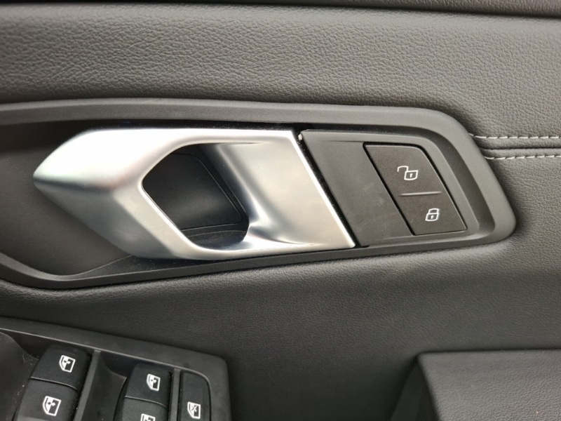 Used BMW 3 Series 2024 for sale - 76165732: Photo 19