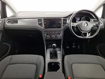Used Volkswagen Golf SV 2018 for sale - 75576525: Photo