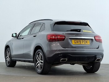 Used Mercedes-Benz GLA 2019 for sale - 78403655: Photo