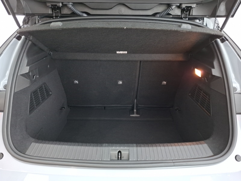 Used Renault Megane E Tech 2024 for sale - 77256881: Photo 8