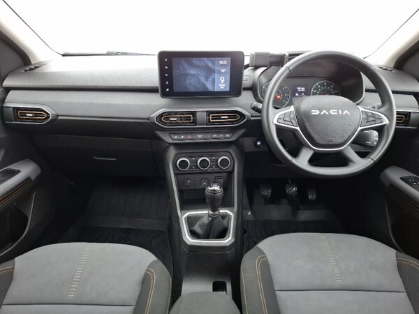 Used Dacia Sandero Stepway 2023 for sale - 76226090: Photo 2