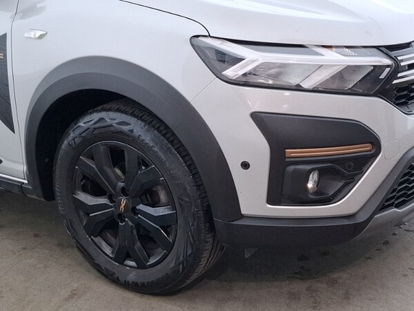Used Dacia Sandero Stepway 2023 for sale - 76226090: Photo 9