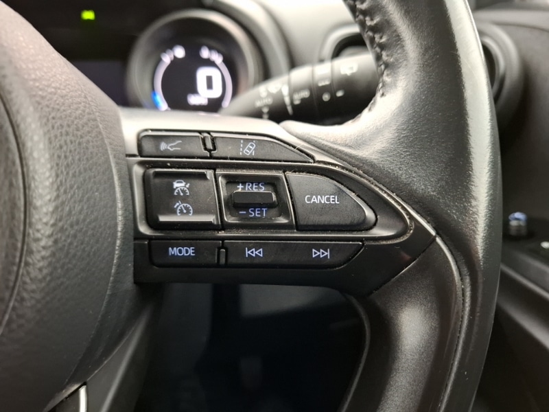 Used Toyota Yaris Cross 2022 for sale - 76704755: Photo 15