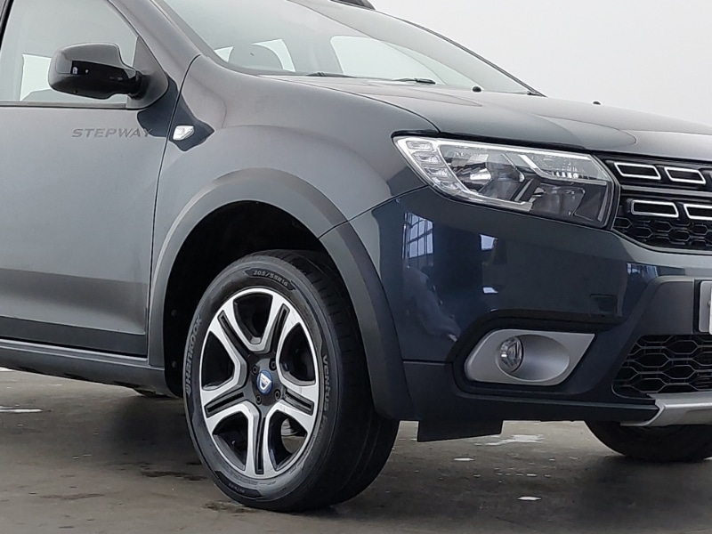 Used Dacia Sandero Stepway 2021 for sale - 77750847: Photo 9