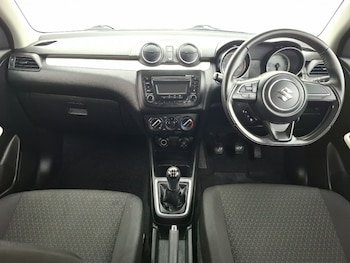 Used Suzuki Swift 2019 for sale - 76414338: Photo