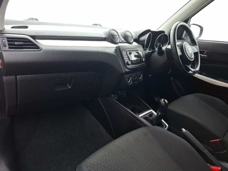 Used Suzuki Swift 2019 for sale - 76414338: Photo 5