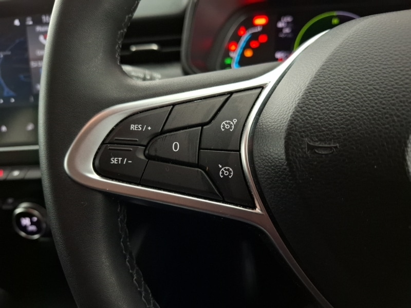 Used Renault Clio 2023 for sale - 78085139: Photo 15