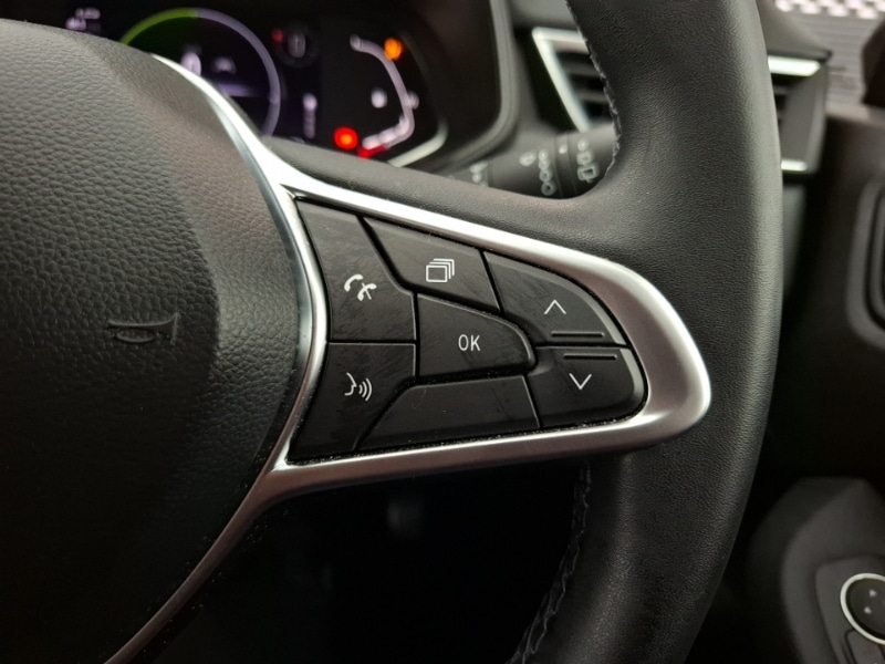 Used Renault Clio 2023 for sale - 78085139: Photo 16