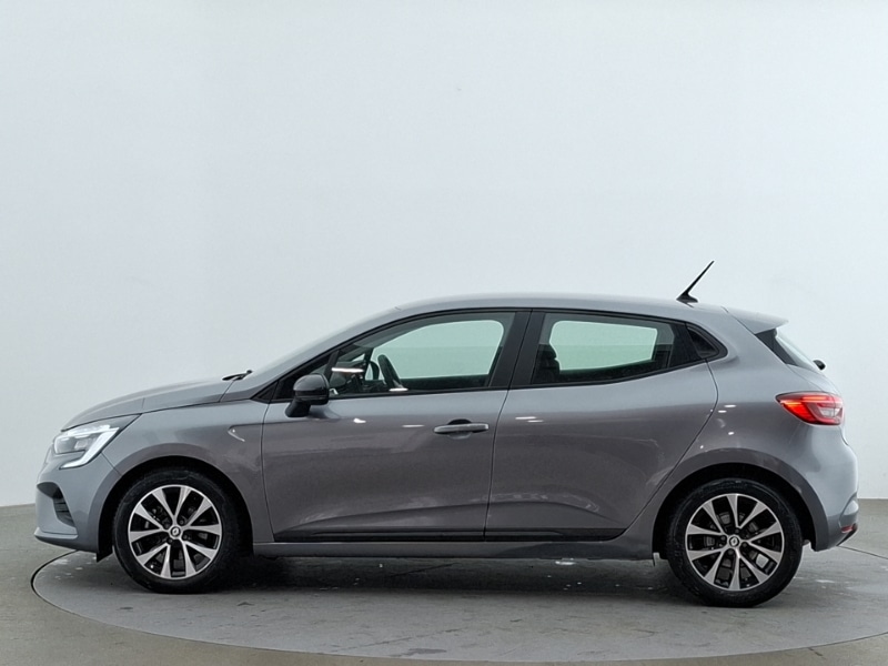 Used Renault Clio 2023 for sale - 78085139: Photo 4