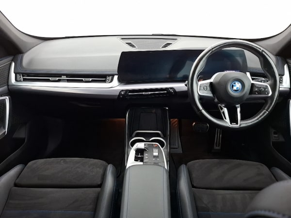 Used BMW iX1 2023 for sale - 76213263: Photo 2