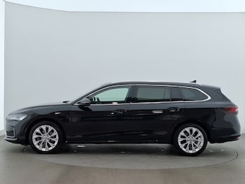 Used Skoda Superb 2024 for sale - 79481018: Photo