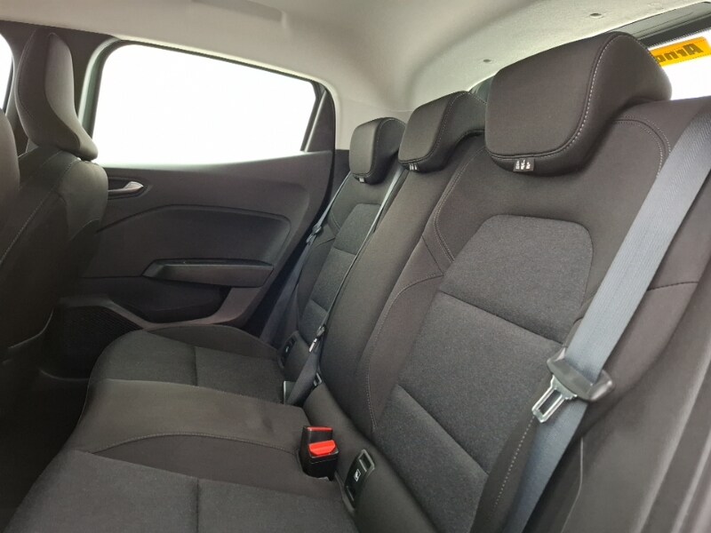 Used Renault Clio 2023 for sale - 78163895: Photo 6