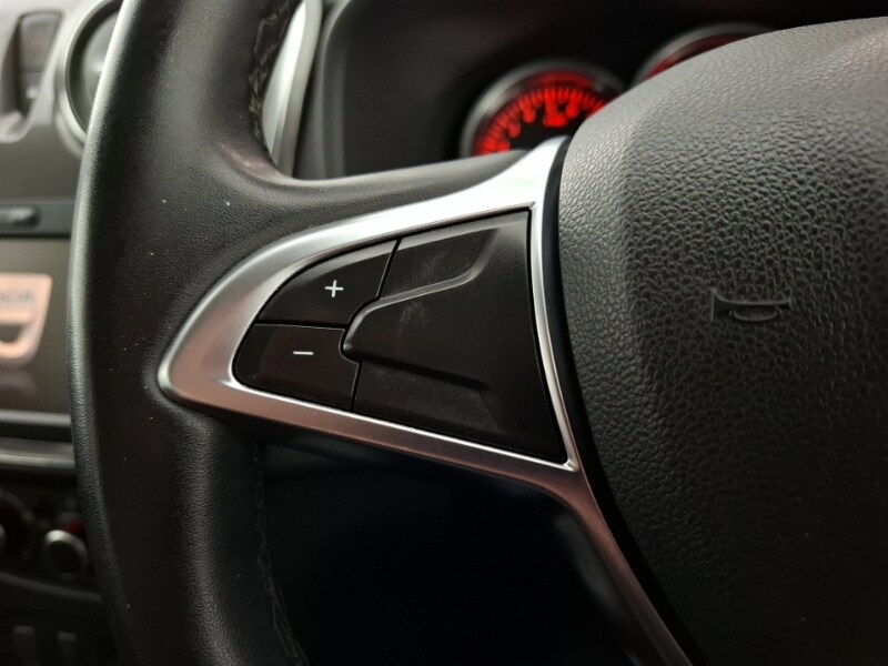 Used Dacia Sandero Stepway 2020 for sale - 76493474: Photo 14