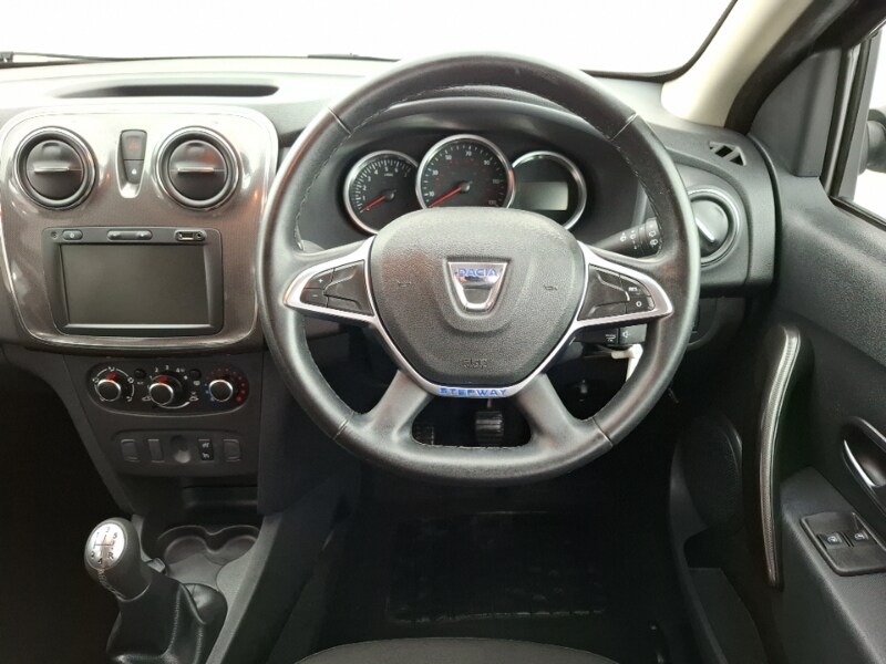 Used Dacia Sandero Stepway 2020 for sale - 76493474: Photo 7