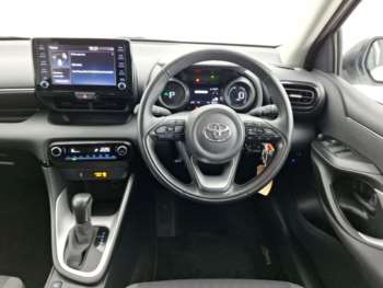 Used Toyota Yaris 2022 for sale - 74914185: Photo