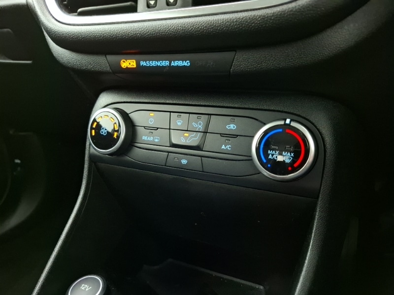 Used Ford Fiesta 2018 for sale - 76427220: Photo 16