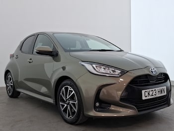 Used Toyota Yaris 2023 for sale - 78642413: Photo