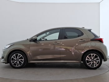 Used Toyota Yaris 2023 for sale - 78642413: Photo