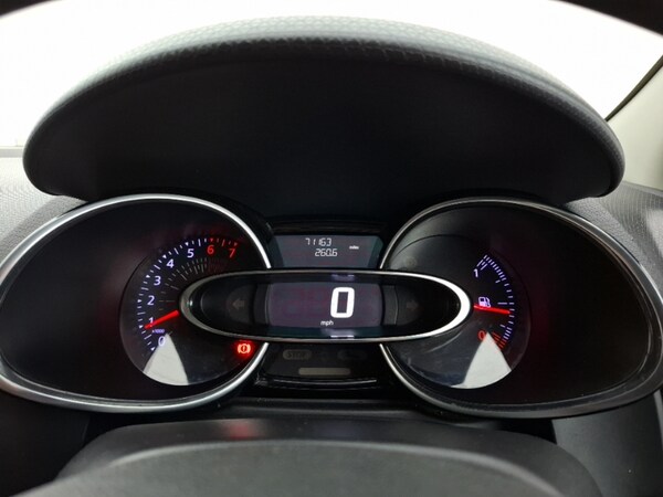Used Renault Clio 2017 for sale - 76335648: Photo 10