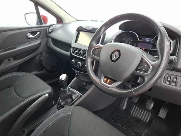Used Renault Clio 2017 for sale - 76335648: Photo 12